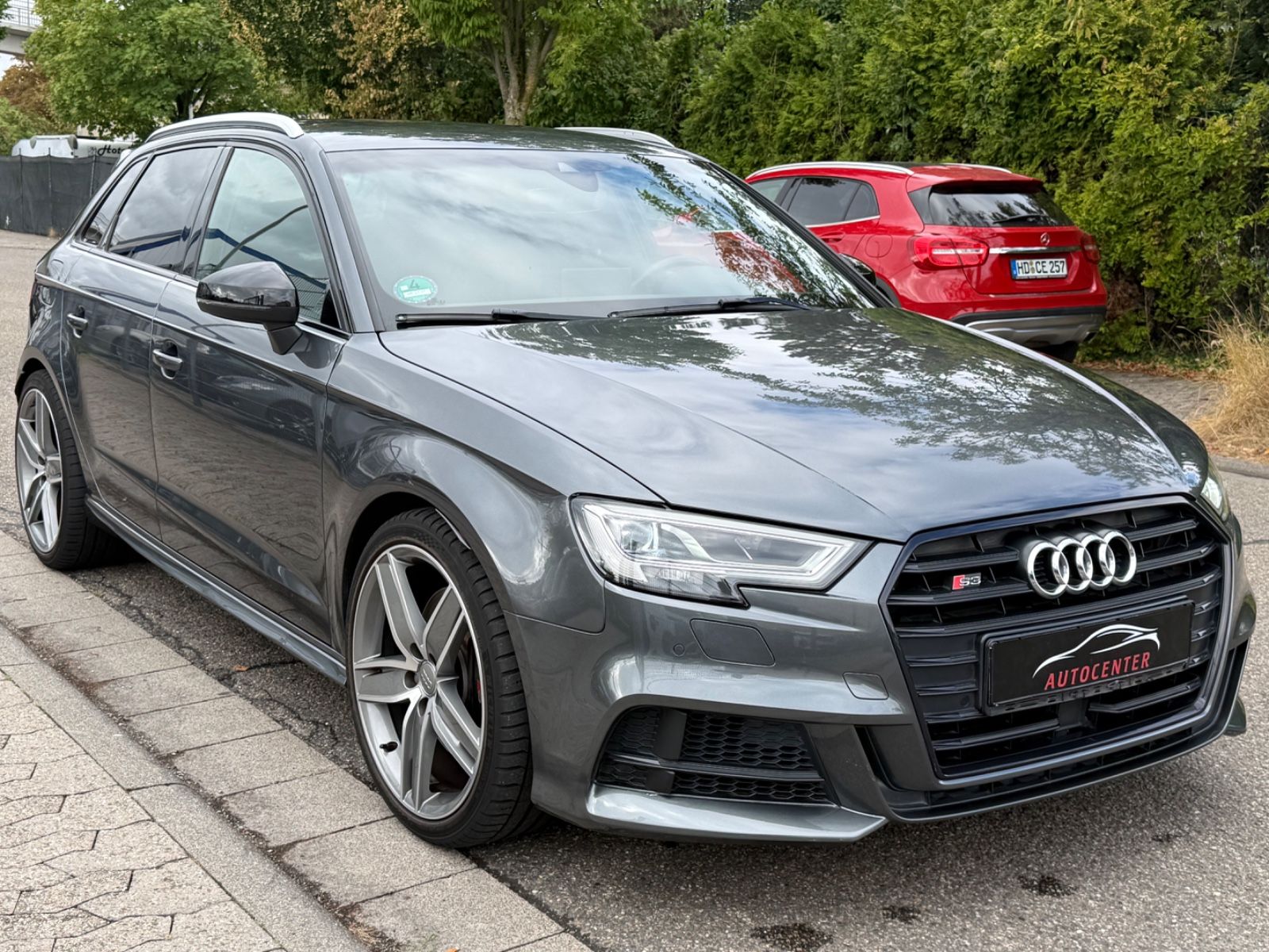 Audi S3 Sportback 2.0TFSI quattro S-Tronic Exclusive foto 4