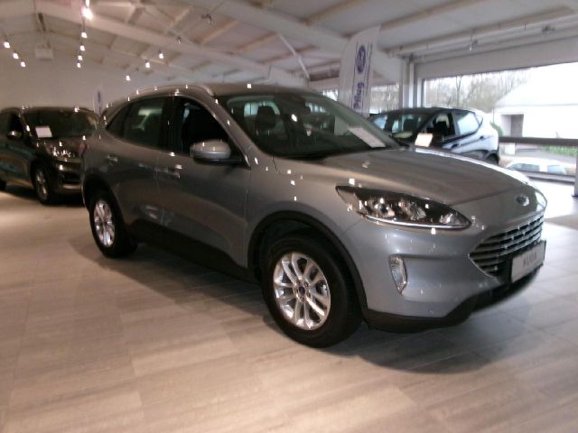 Ford Kuga Hybrid Titanium