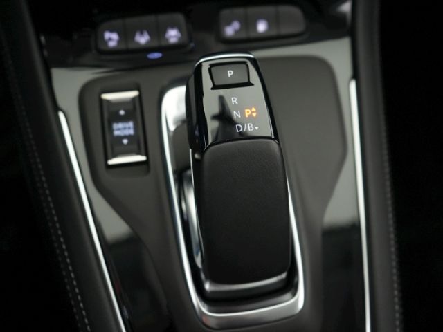 Grandland GSe PHEV 4X4 AT+NAVI+RÜCKFAHRKAMERA+SI