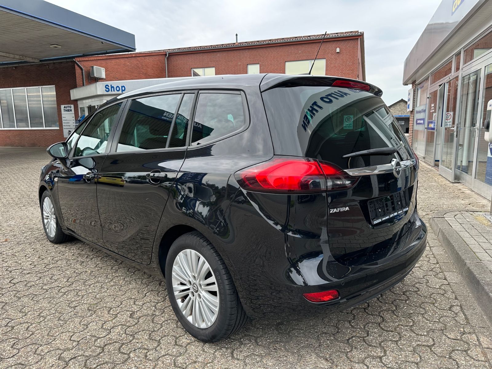 Fahrzeugabbildung Opel Zafira 1.4 Turbo ON 7-Sitze/Navi/Shzg/GRA/BT