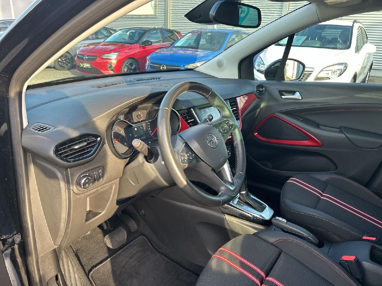 Fahrzeugabbildung Opel Crossland GS Line, Automatik