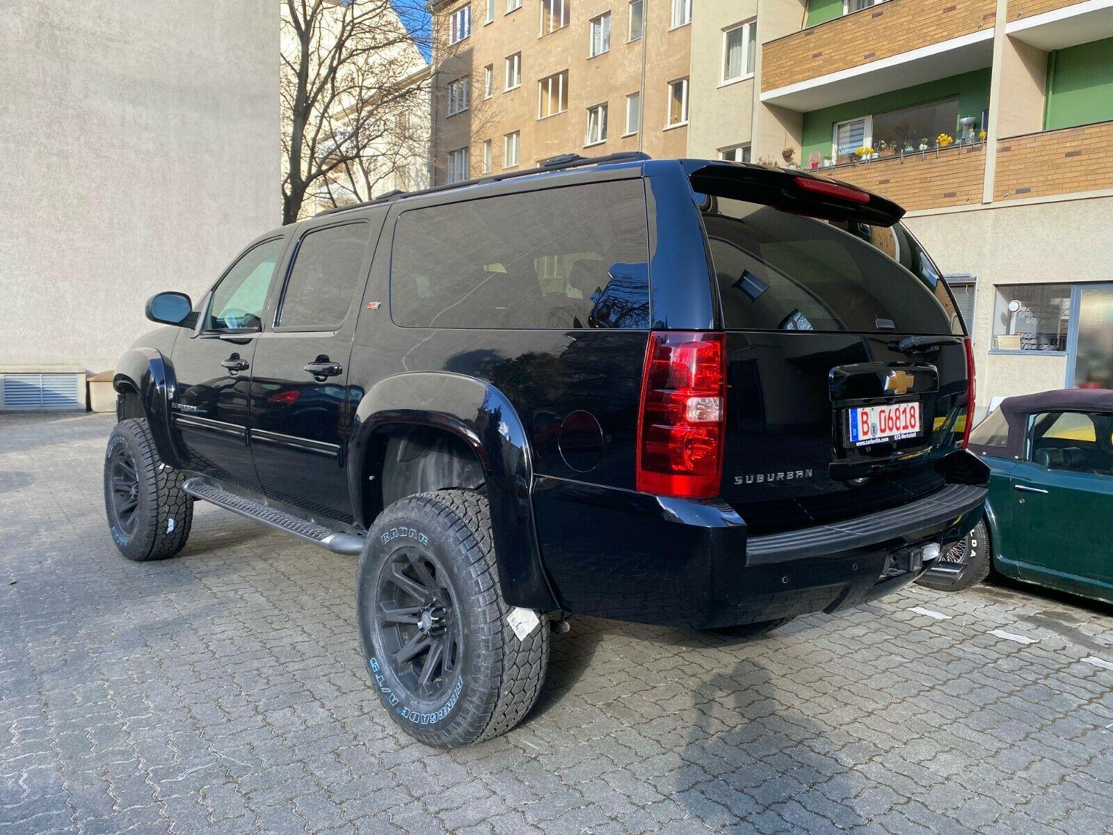 Chevrolet Suburban