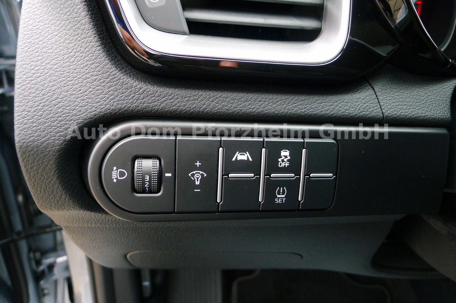 Kia Ceed SW 1.5T DCT Vision / Komfort+