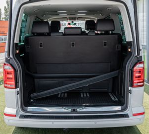 Fahrzeugabbildung Volkswagen T6 Multivan Highline|KÜHLBOX||DYNAUDI|LEDER|FULL