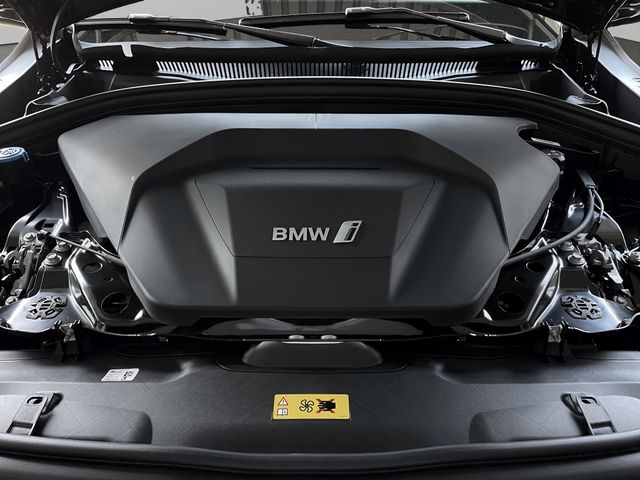 Foto Nummer 13: BMW iX2