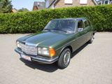 Mercedes-Benz Mercedes W123 280E Automatik  0,5 Serie - Mercedes-Benz: A Serie