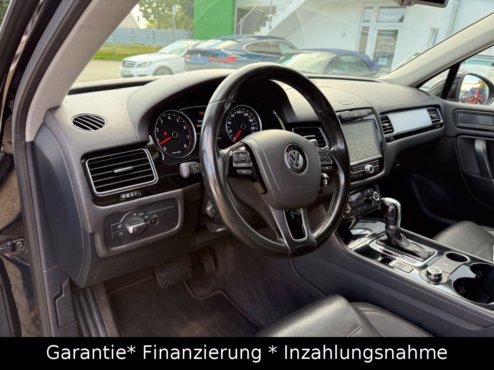 Volkswagen Touareg V6 3.6 FSI BMT/ Automatik/ Navi/ Leder
