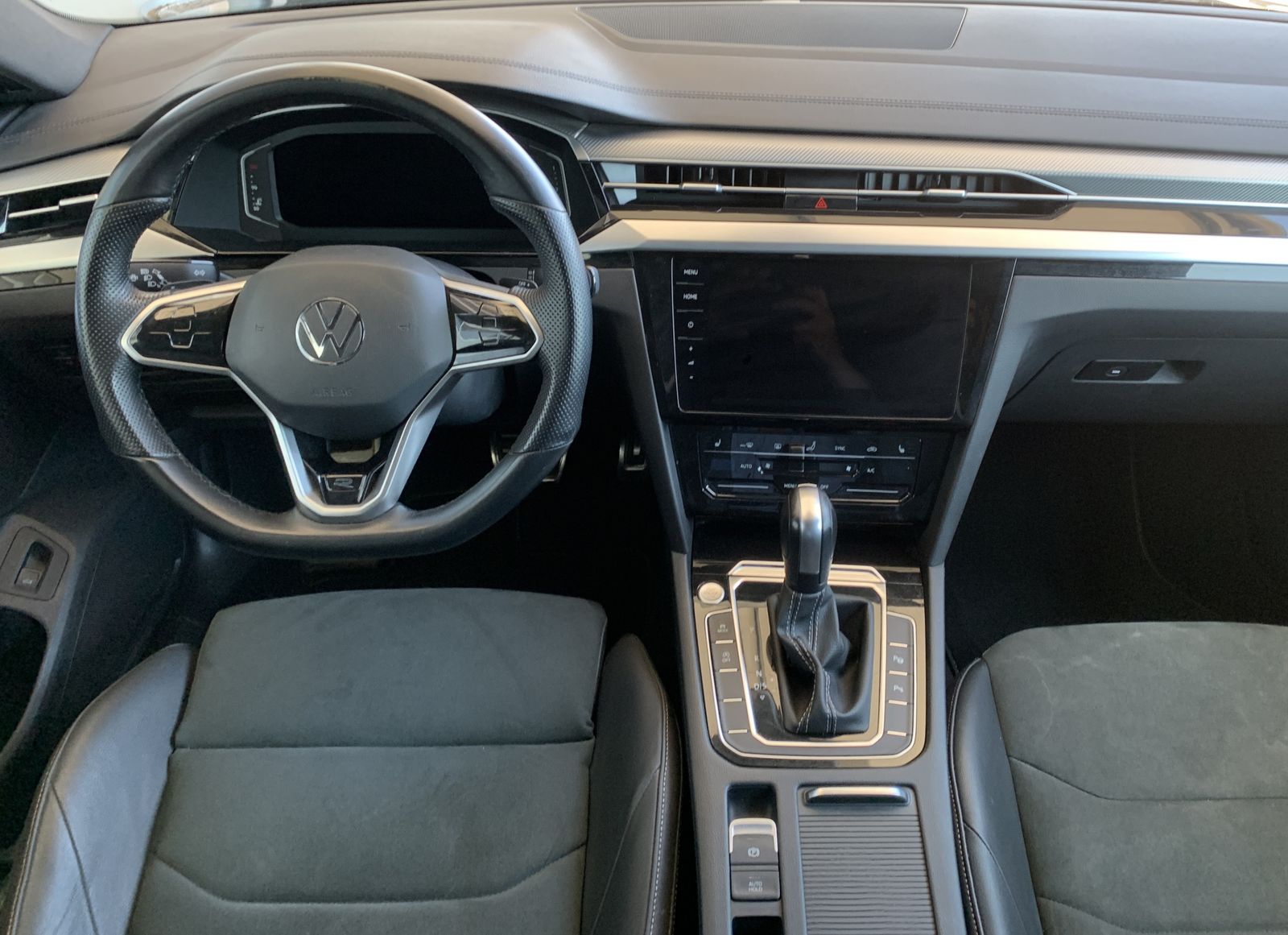 Fahrzeugabbildung Volkswagen Arteon Shooting Brake 2.0 TDI*R-Line*AHK*Cam*