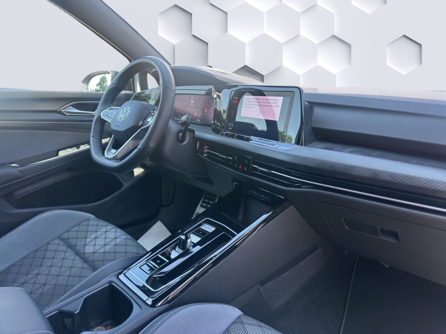 Golf Variant VIII Mildhybrid R-Line 1.5 eTSI DSG