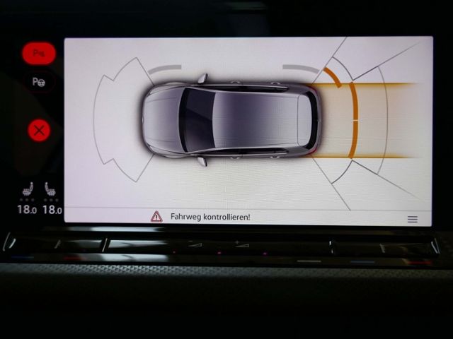 Fahrzeugabbildung Volkswagen Golf VIII "ACTIVE" 1.5 TSI | LED ACC Navi