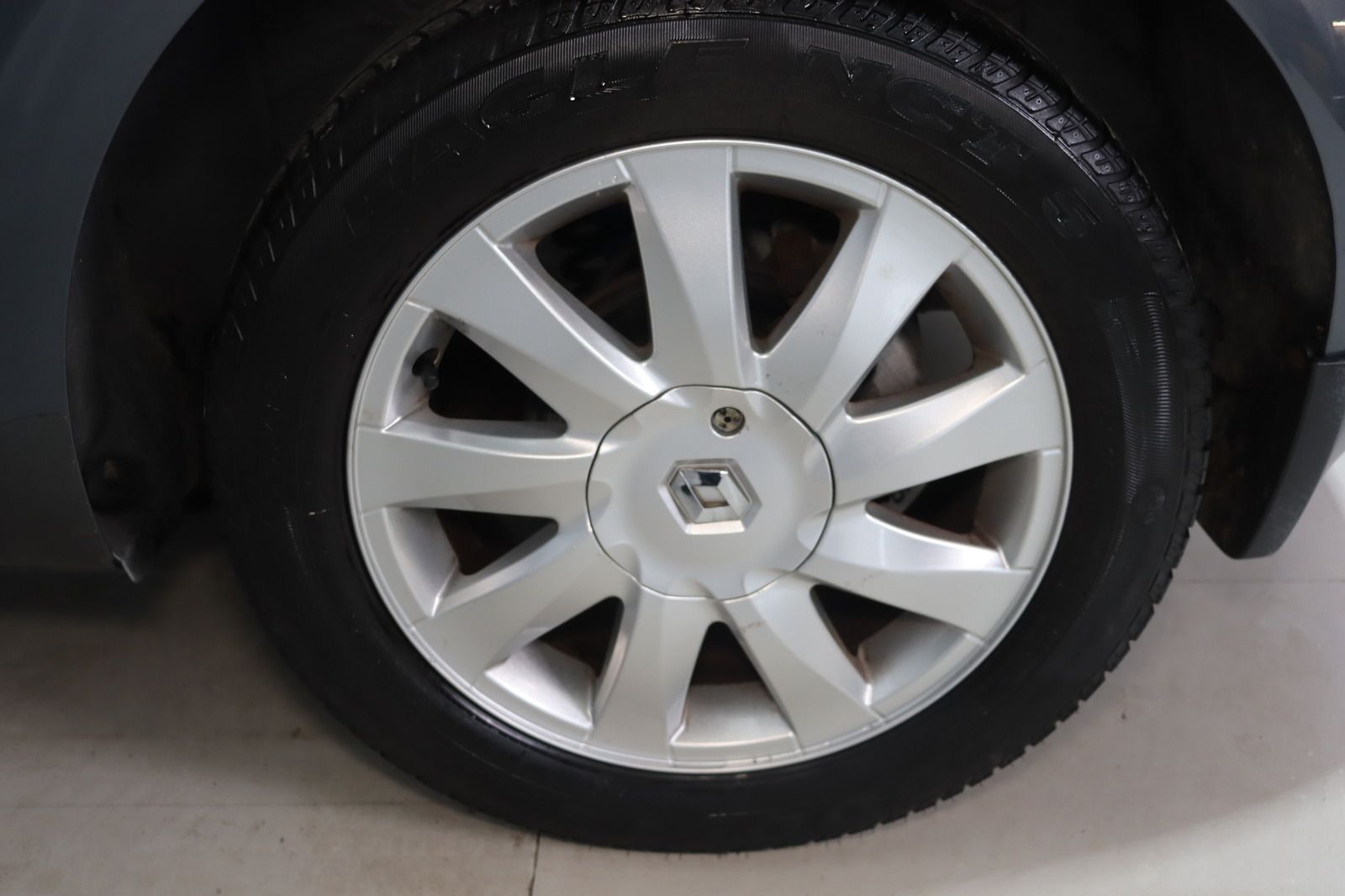 Fahrzeugabbildung Renault Megane 1.6 16V Dynamique HU/AU 09.27