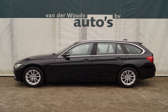 BMW 318 3-serie Touring 318i automatik Executive -LE