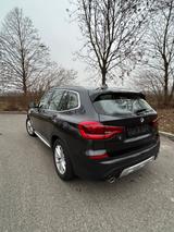 BMW X3 xDrive20i Luxury Line AT Luxury Line - BMW X3: Line X