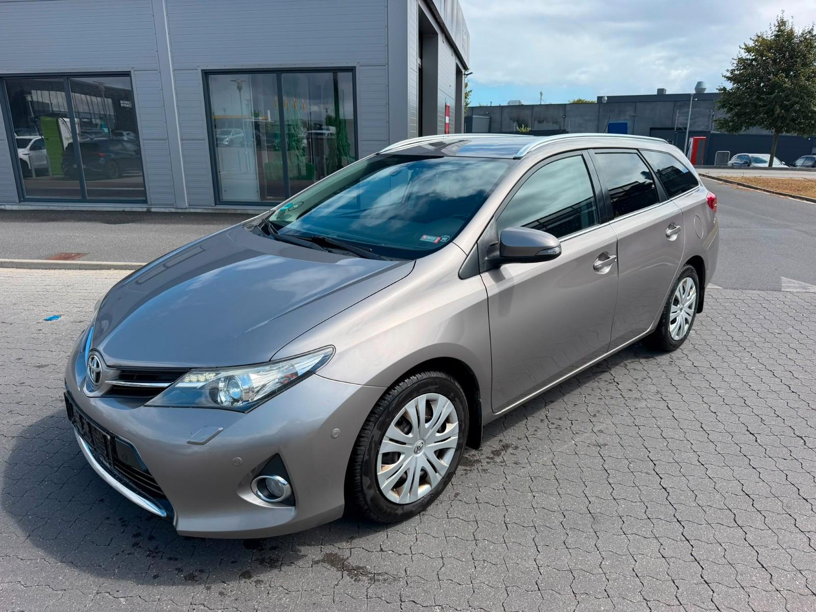Toyota Auris Touring Sports Touring 1,6 Valvomatic