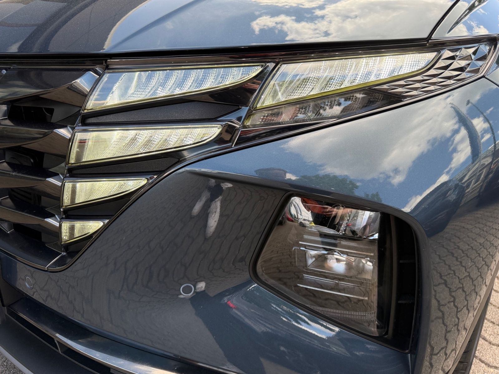 Fahrzeugabbildung Hyundai TUCSON 1.6 T-GDI Trend Plug-In Hybrid 4WD