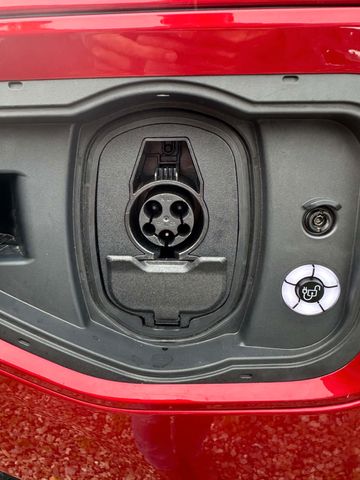 Ford F 150 Lightning Flash gr Batterie in Hamburg+20