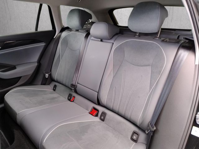 Passat Variant Business 1.5 eTSI DSG Klima Navi