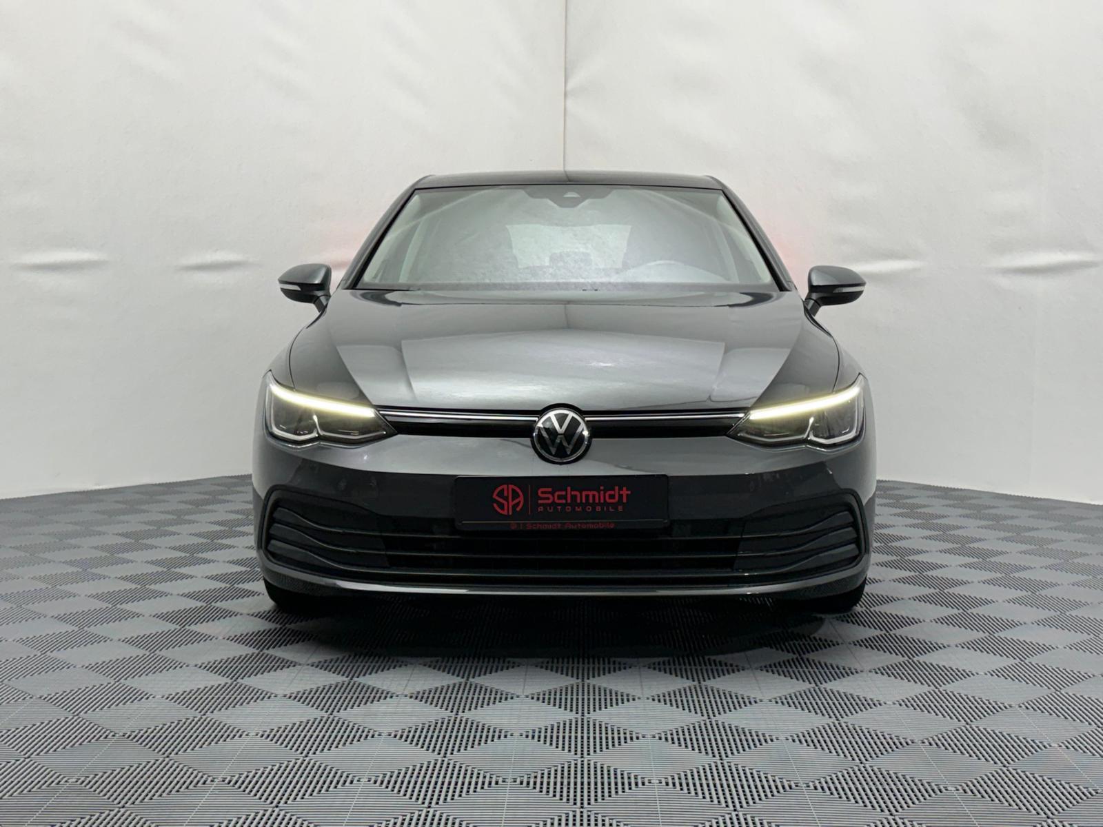 Volkswagen Golf Life 2,0 TDI STHZ Keyless ACC Navi LED 