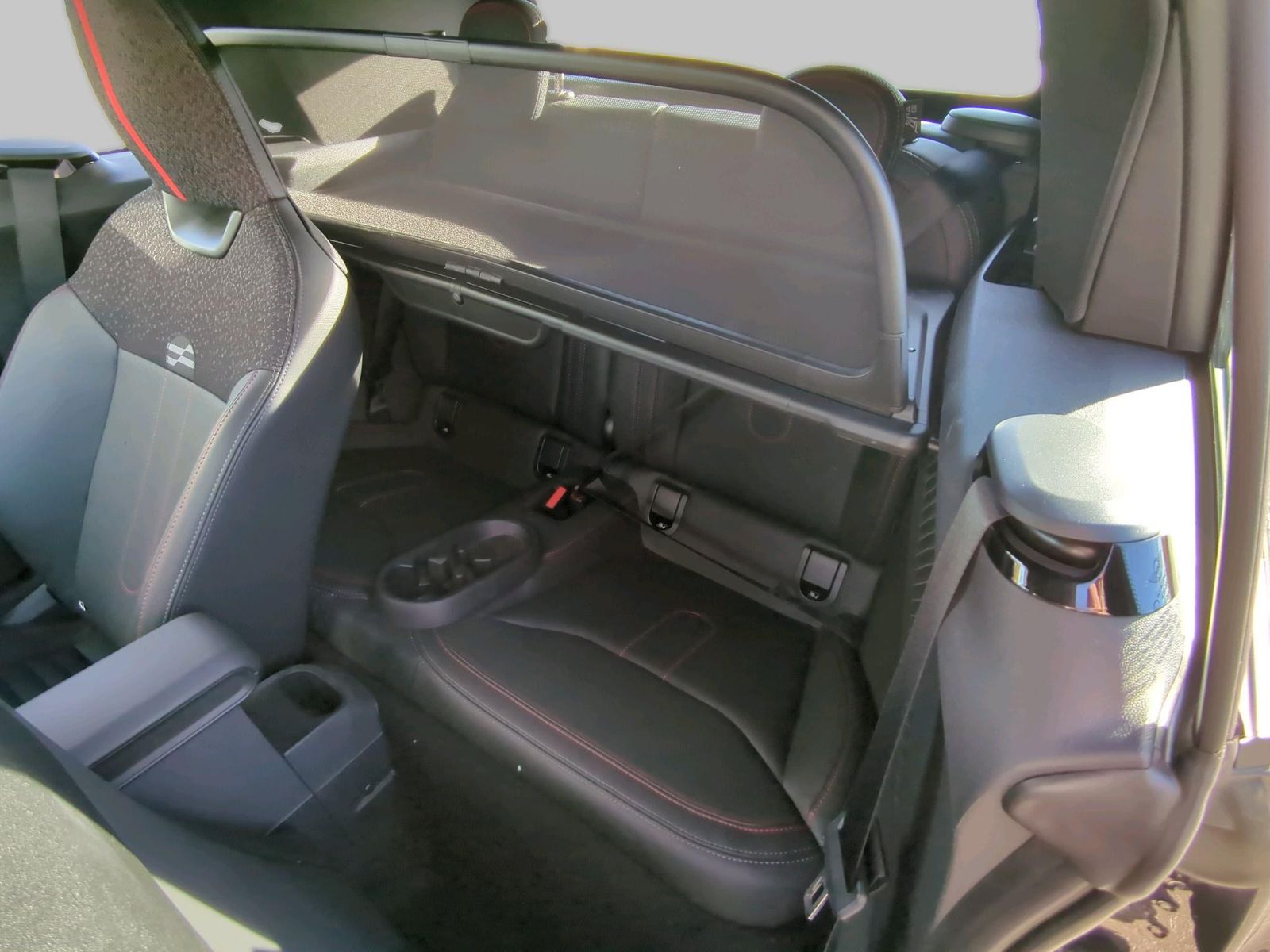 MINI John Cooper Works Cabrio - Bild 14