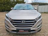 Hyundai Tucson blue Trend 2WD - Hyundai TUCSON Unfallwagen