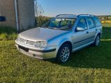 Volkswagen Vw Golf 4 Variant Kombi 1.4l 75Ps - Volkswagen Golf aus 2001: Variant