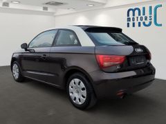 AUDI A1 1.6 TDI attraction Xenon