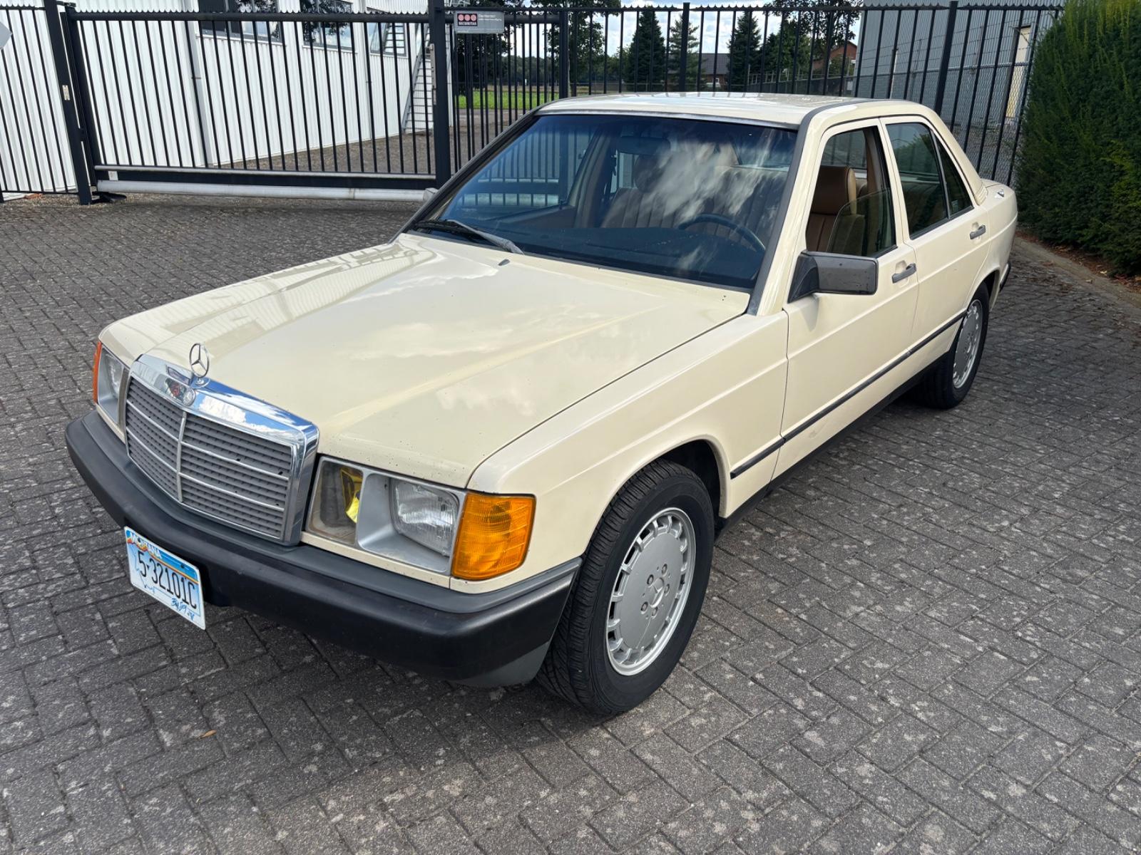 Mercedes-Benz 190 Diesel 2.2 USA Automatik Vollausstattung