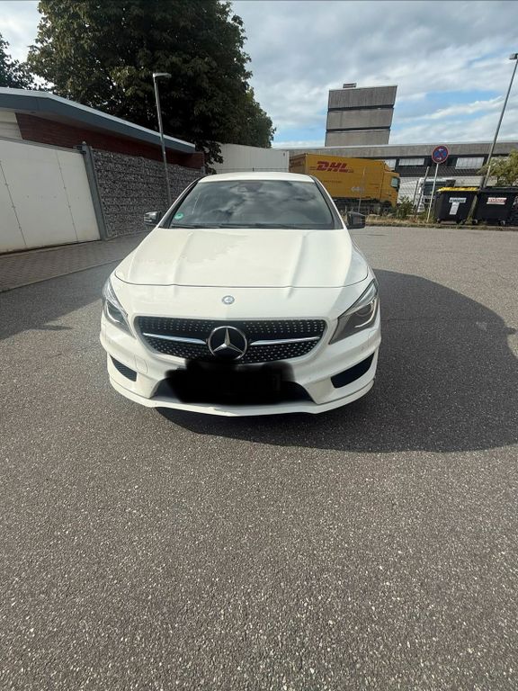 Image of Mercedes-Benz CLA 220