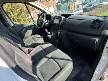 Opel Vivaro - 4