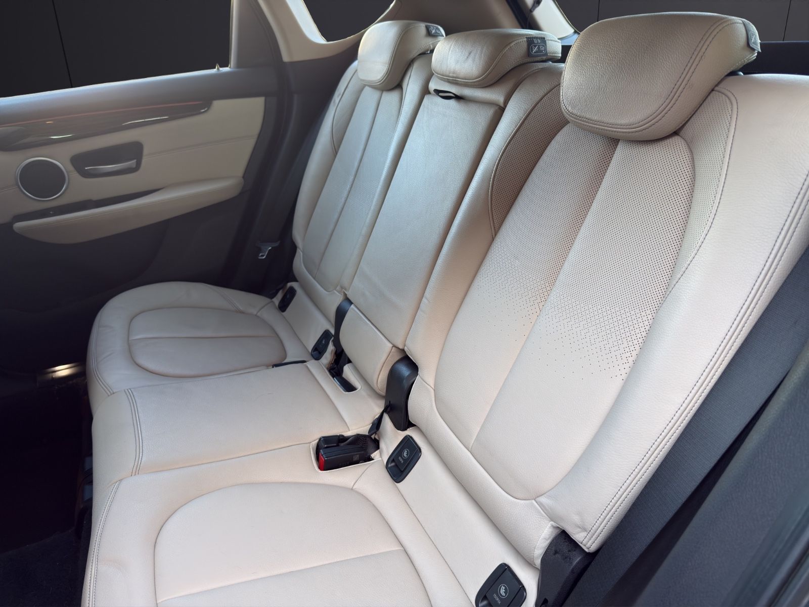 Fahrzeugabbildung BMW 225 Active Tourer*Luxury-Line*Navi*Kamera*