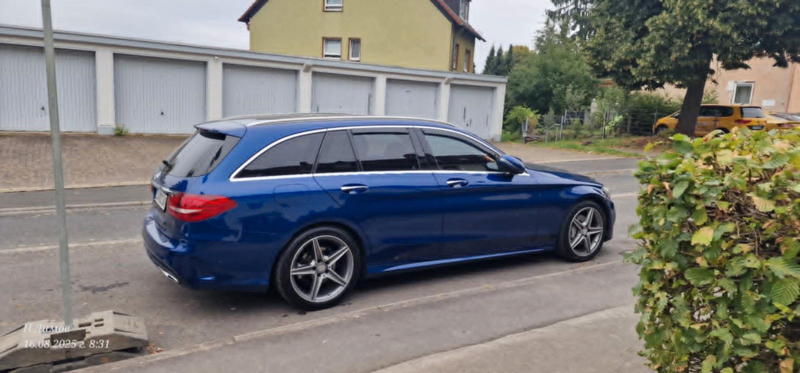 MERCEDES-BENZ C 220