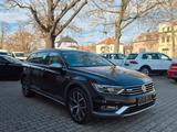 Volkswagen Passat  Alltrack,4x4,Leder,Standhzg,Panoram,Ahk - Volkswagen Passat: Standheizung