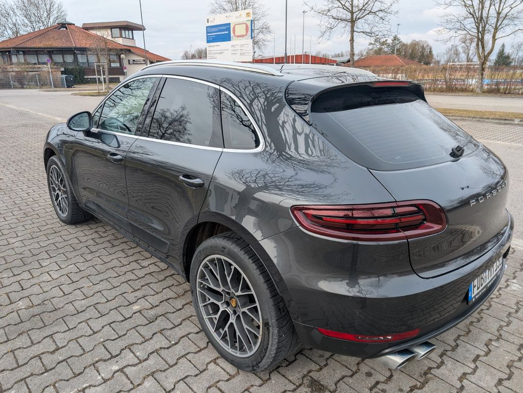 Image of Porsche Macan