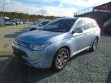 Mitsubishi Outlander PHEV Instyle 4WD - Mitsubishi Outlander Instyle mit Hybrid-Antrieb (Benzin/Elektro)