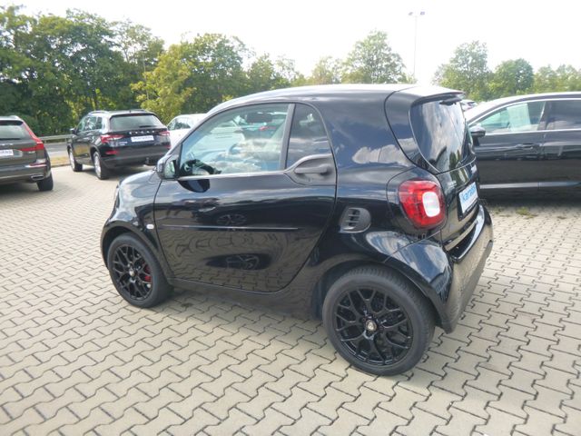 Fahrzeugabbildung Smart fortwo coupe electric drive / EQ >25.304 KM<