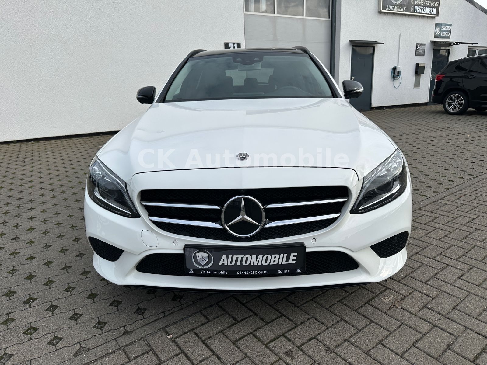 Fahrzeugabbildung Mercedes-Benz C300d T 4Matic Avantgarde/Burmeste/Navi/LED/360°