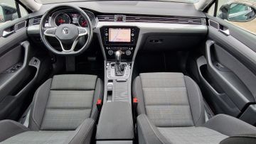 Volkswagen Passat Variant - 12