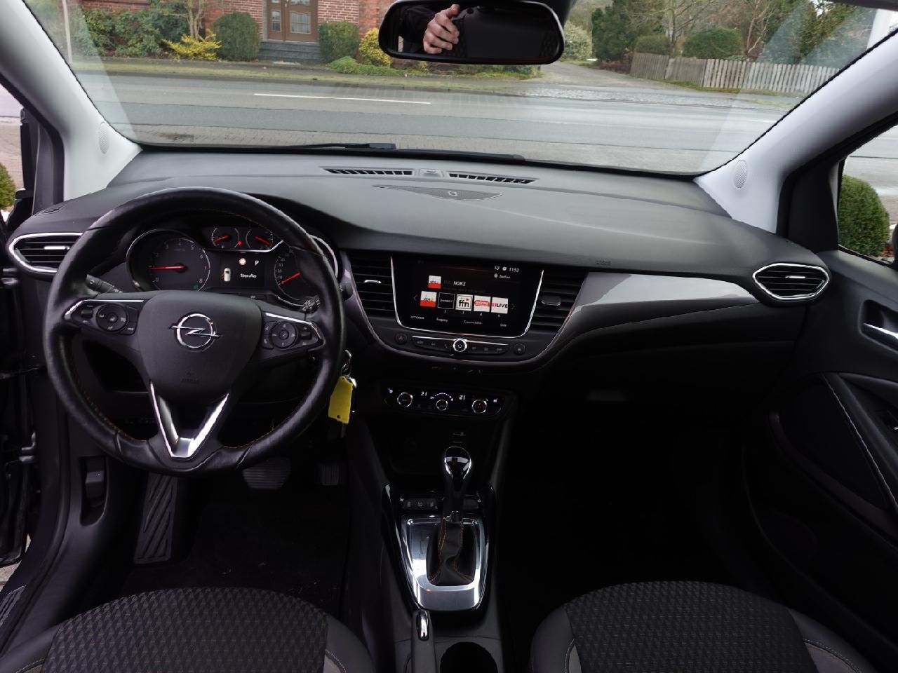 Fahrzeugabbildung Opel Crossland 1,2 Innovation Automatik