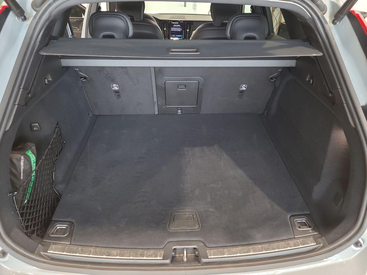 Volvo XC60 XC 60 Plus Dark AWD Bluetooth LED Klima, миниатюра 13