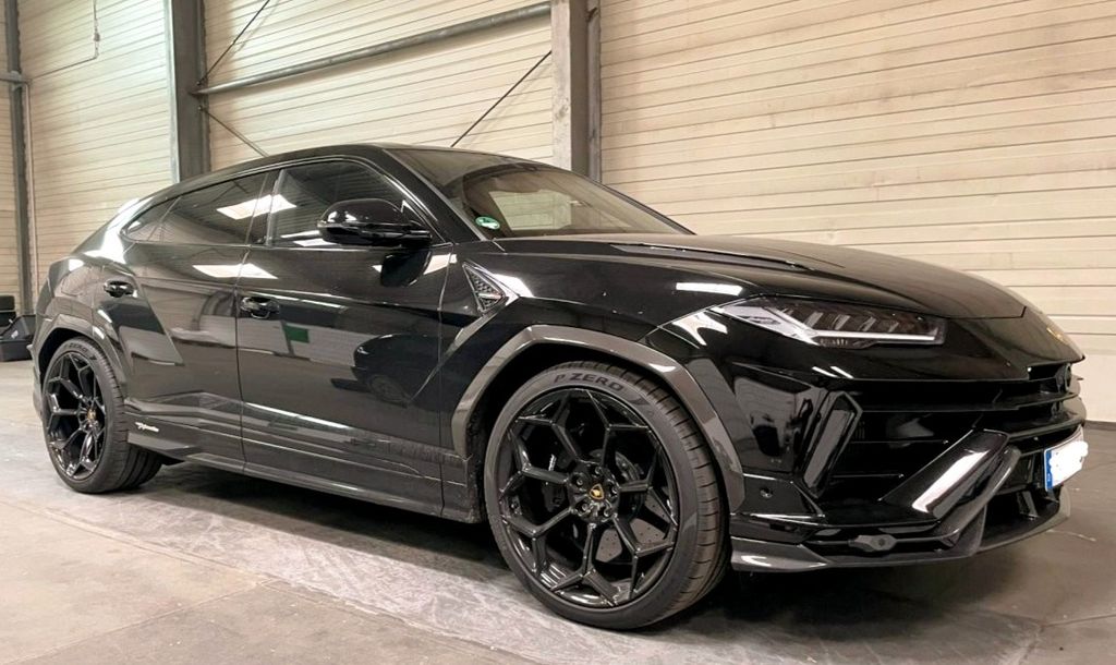 Image of Lamborghini Urus