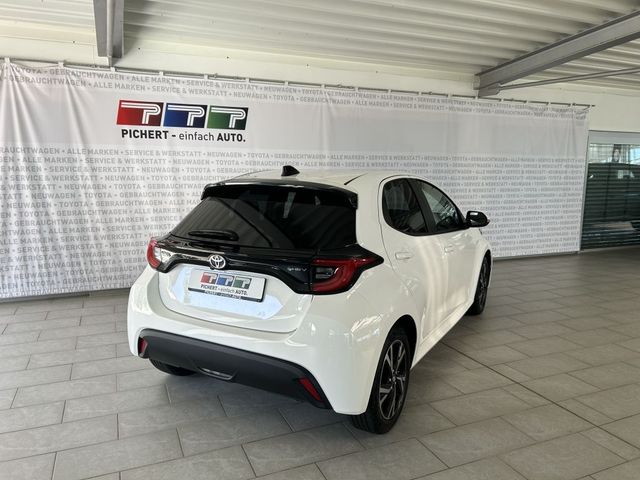 Toyota Yaris Hybrid 116 Teamplayer