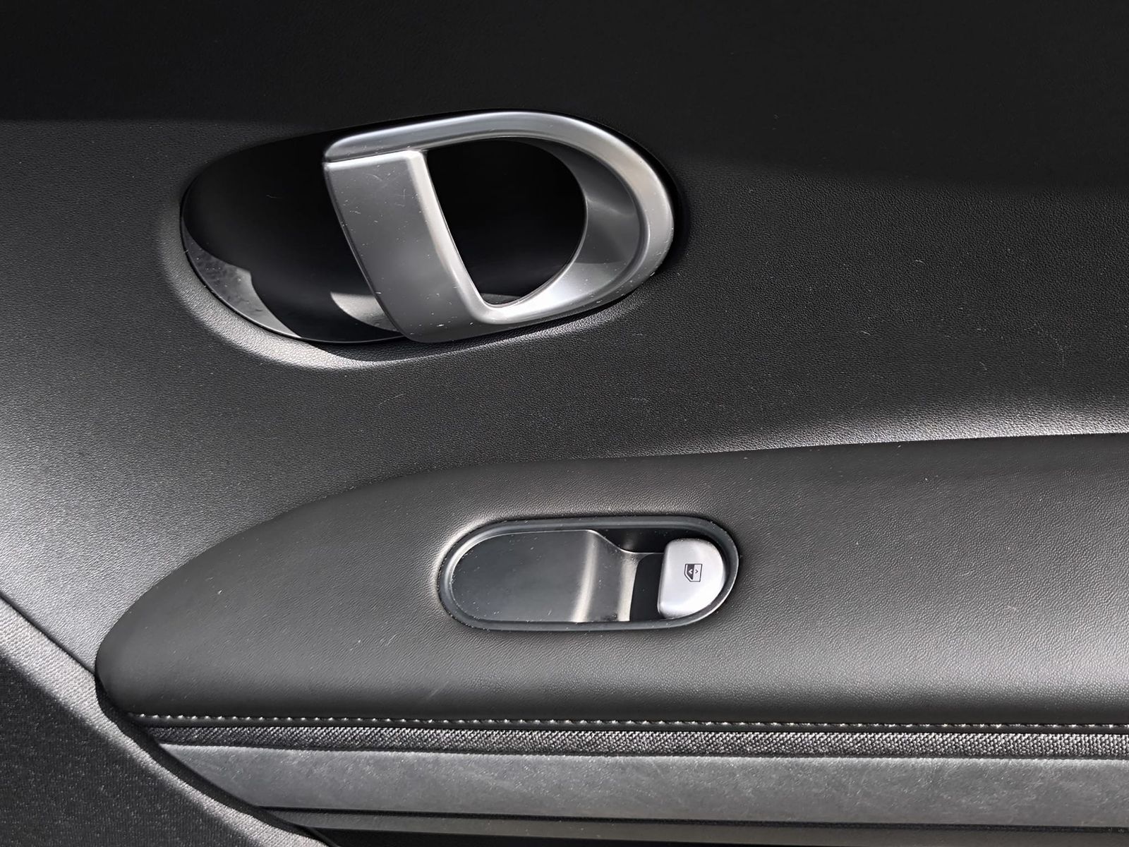 Fahrzeugabbildung Hyundai Ioniq 5 Uniq PANO+AHK+SHZ+HEADUP+NAV+ACC+360°+