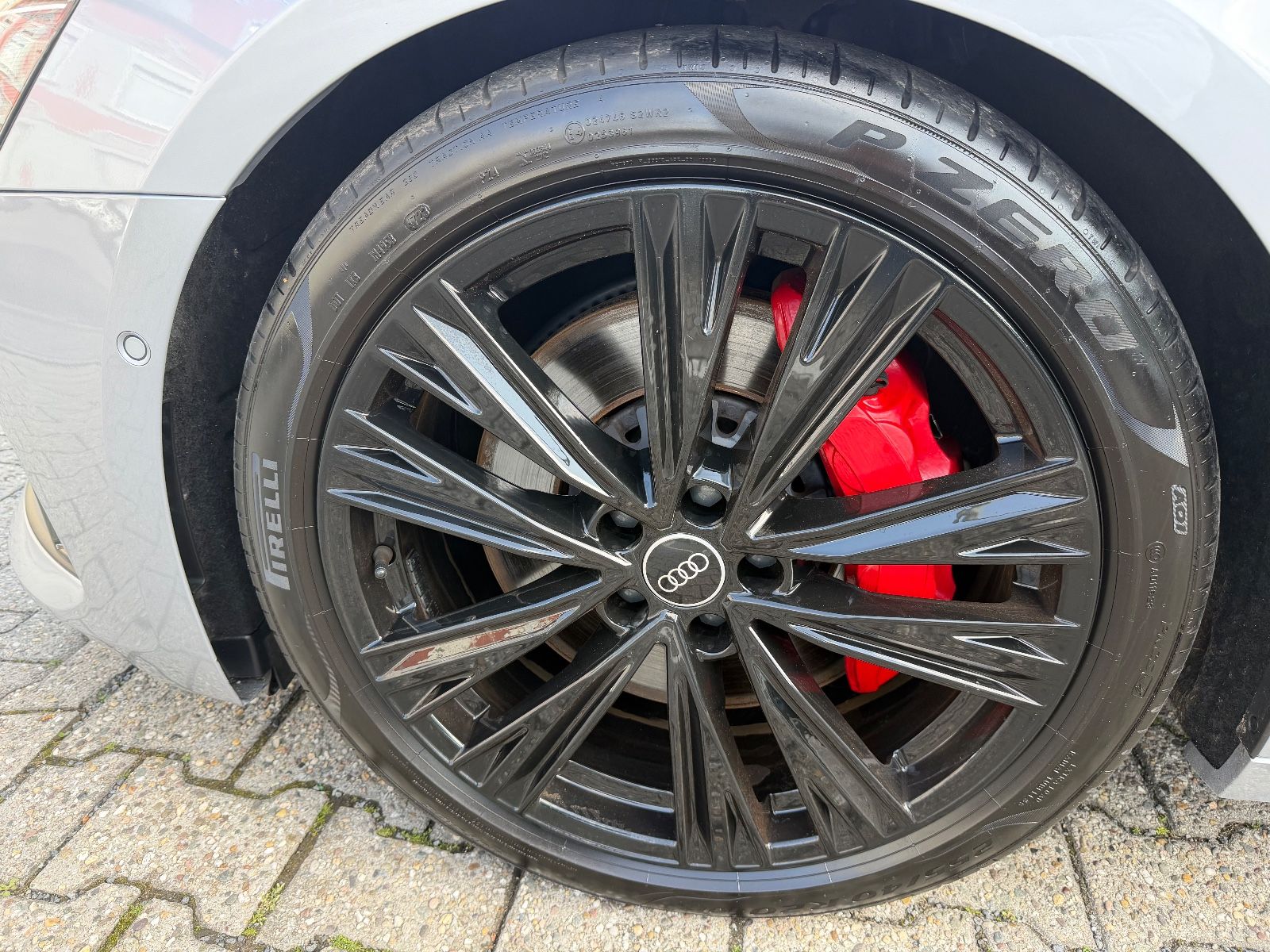 Fahrzeugabbildung Audi A6 Lim. 50 TFSI e quattro sport S-LINE BLACK EDI