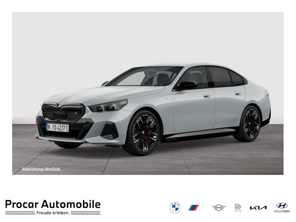 BMW i5 M60 xDrive M Sport HUD ACC 360°KAM RFK NAVI