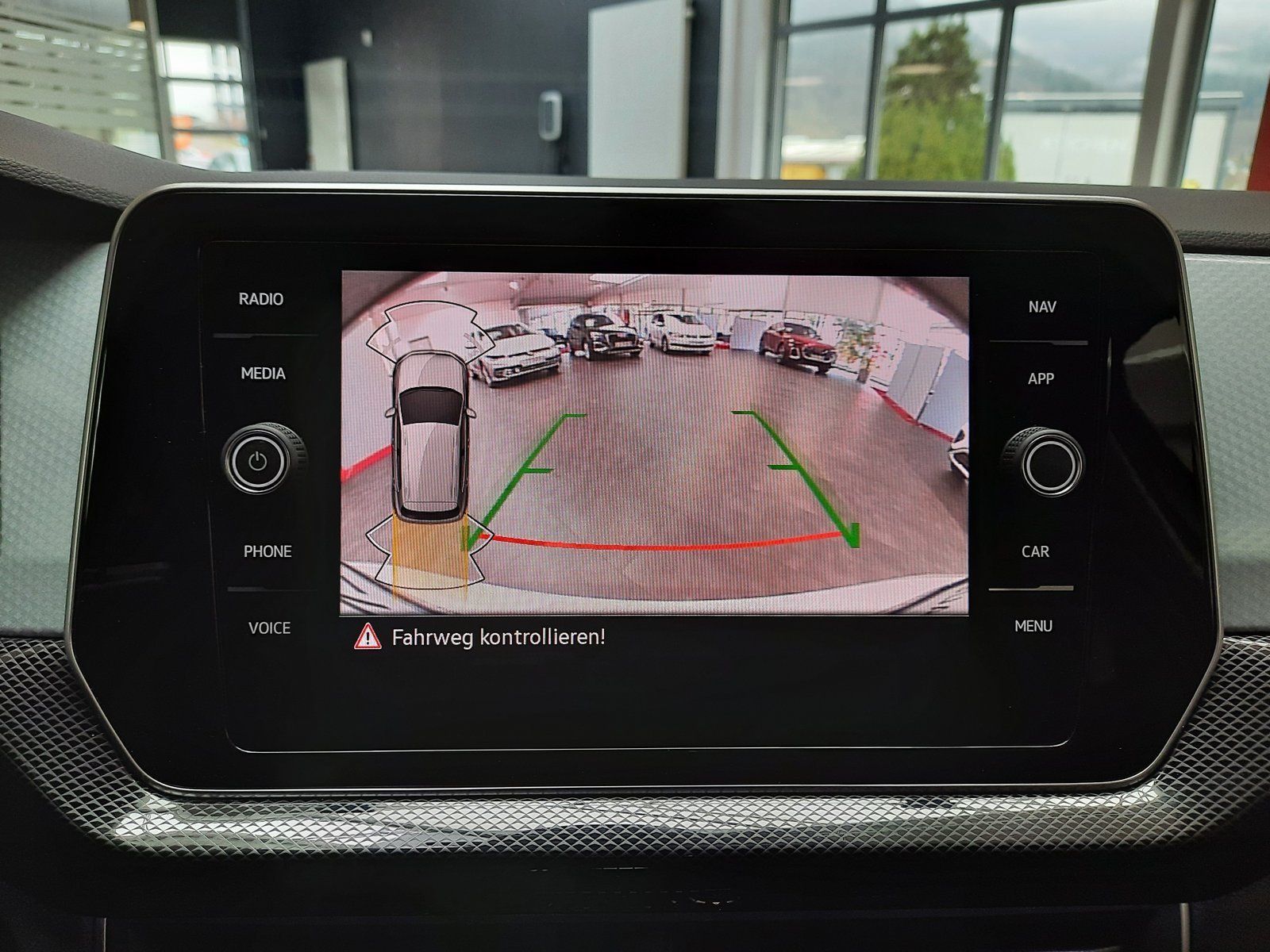 Fahrzeugabbildung Volkswagen T-Cross TSI Goal DSG*AHK*Cam*ACC*APP*PDC*Sitzhzg