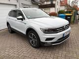 Volkswagen Tiguan Allspace HIGHLINE 2.0 TSI DSG 4MOTION - gebrauchte VW Tiguan Allspace aus dem Jahr 2017
