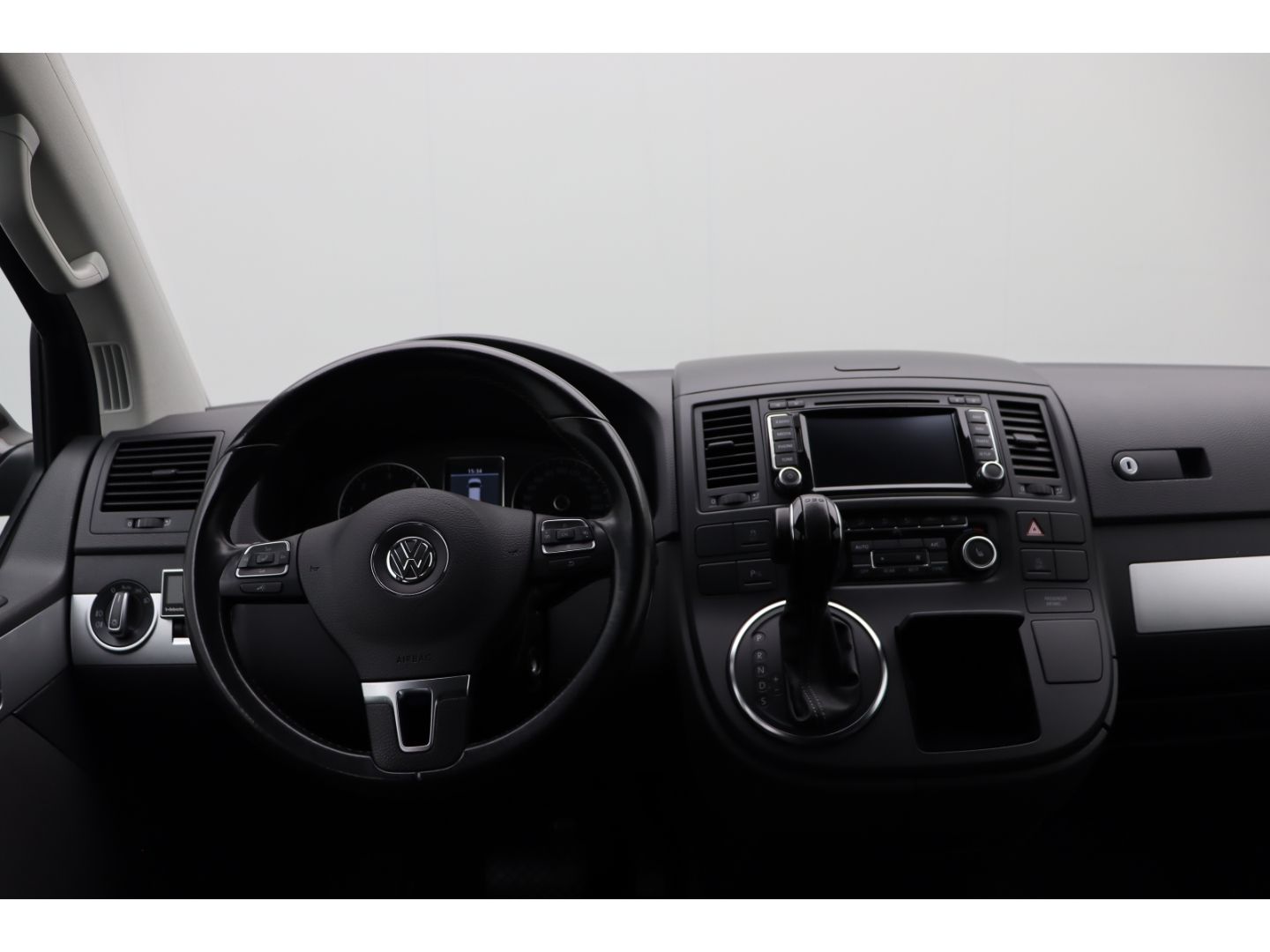 Fahrzeugabbildung Volkswagen T5 Multivan Bus Life lang AHK Bi-Xenon Standheiz