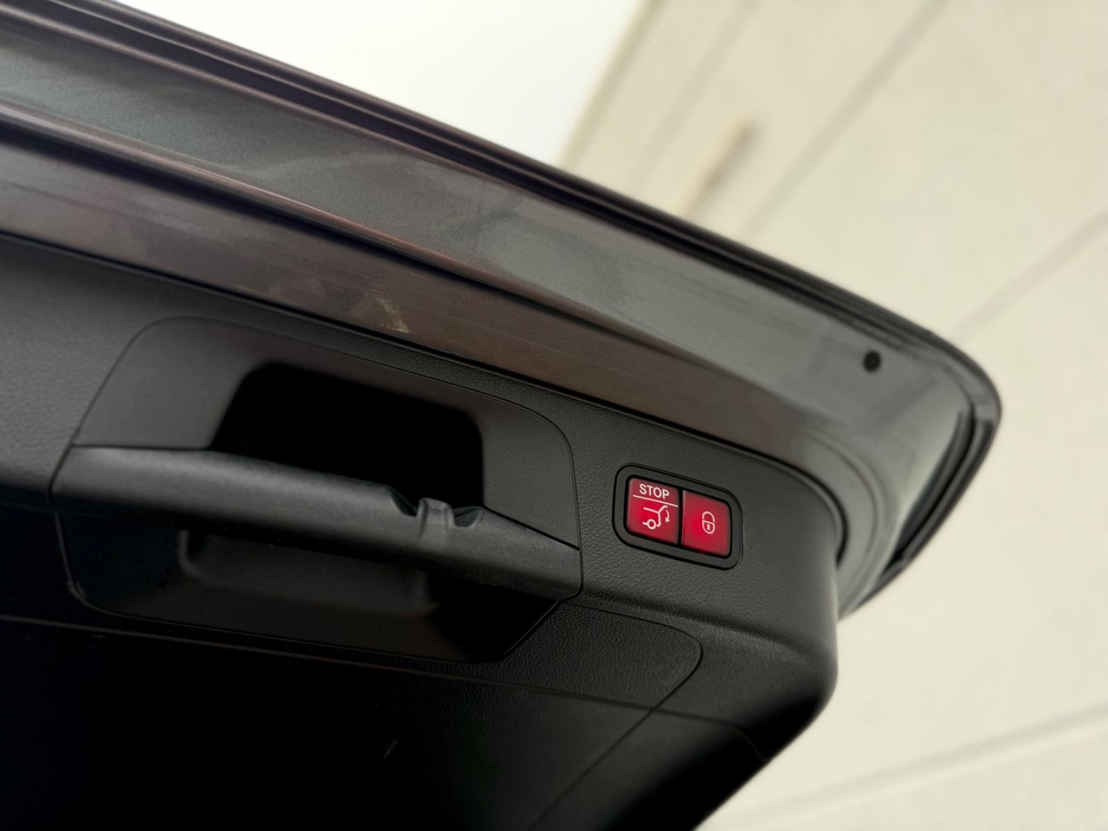 Mercedes-Benz EQC 400 4M °HUD°MASSAGE°LEDER°KEY-GO°SHD°19"AMG°