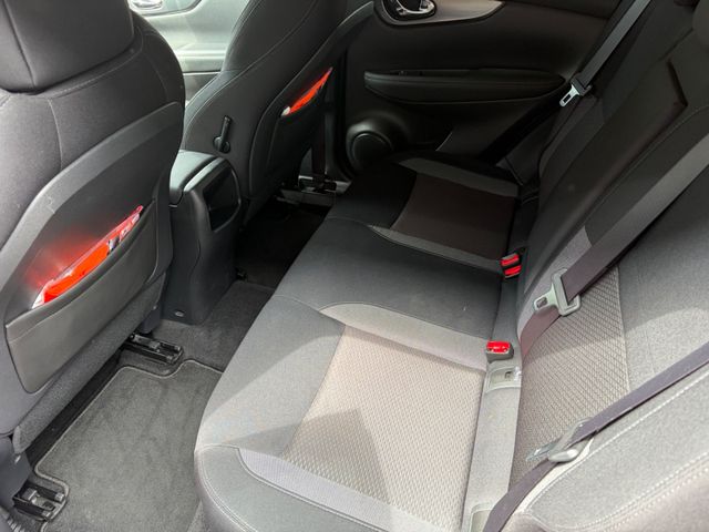 Fahrzeugabbildung Nissan Qashqai N-Connecta+Navi+Kamera+SHZ+18 Zoll+AHK