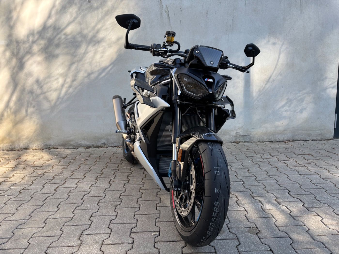 Fahrzeugabbildung BMW M 1000 R M Competition Paket